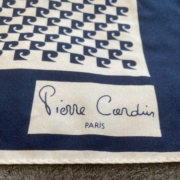 Vintage Pierre Cardin Scarf - Picture 1 of 4